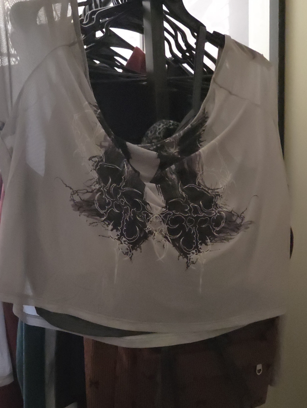 Stylish Gray Graphic Sleeveless Women’s Top